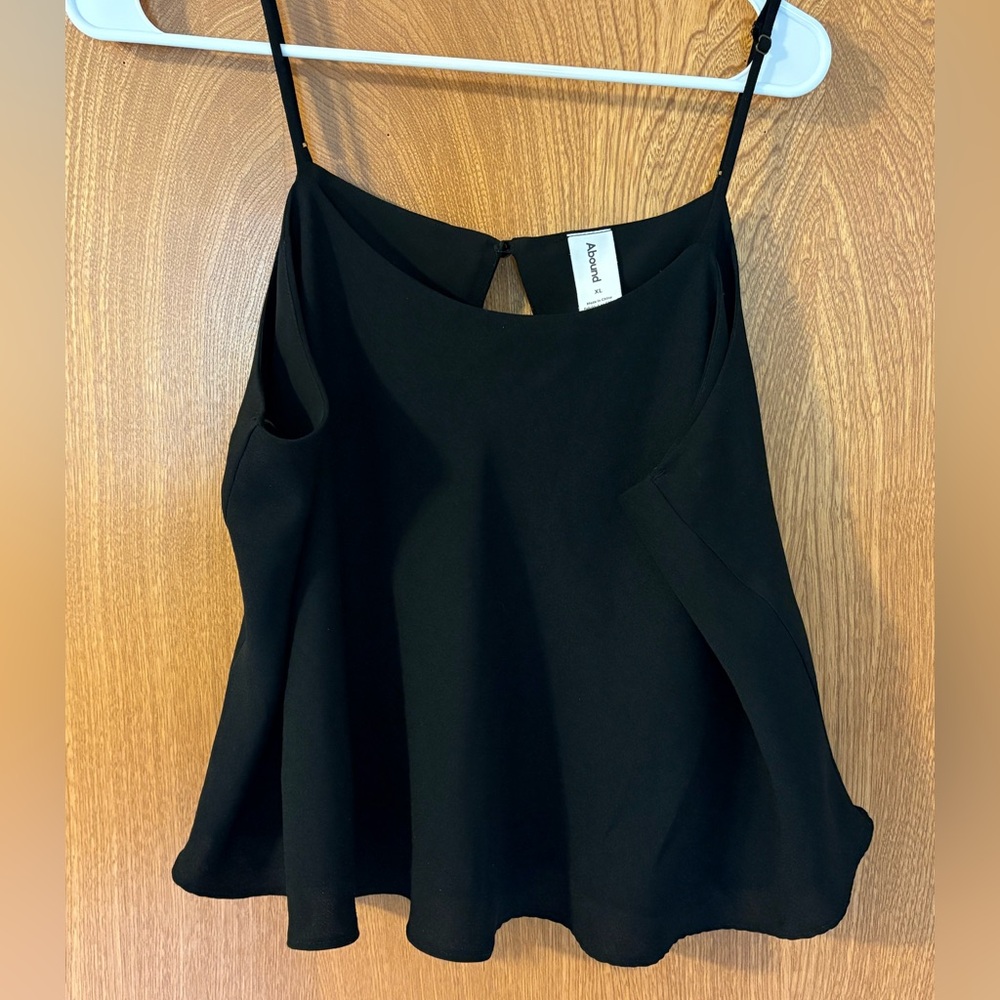 Abound Black Top